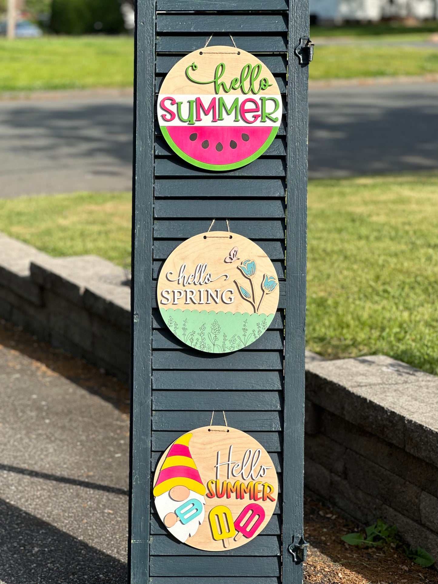 Hello Spring Sign