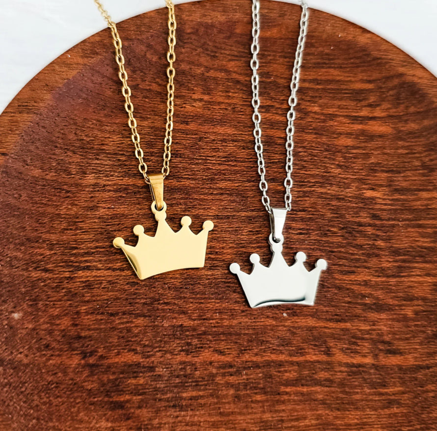 Crown Pendant Necklace