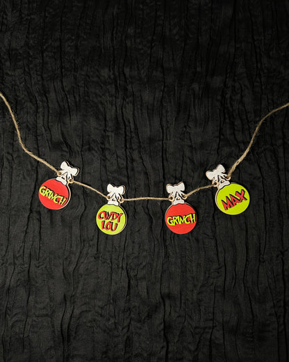 Grinch Tiered Tray Set