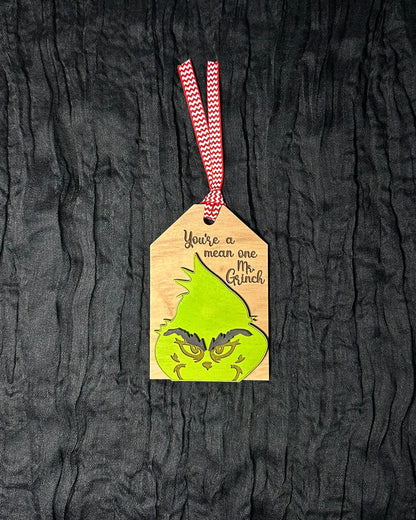 Grinch Tiered Tray Set