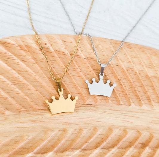 Crown Pendant Necklace